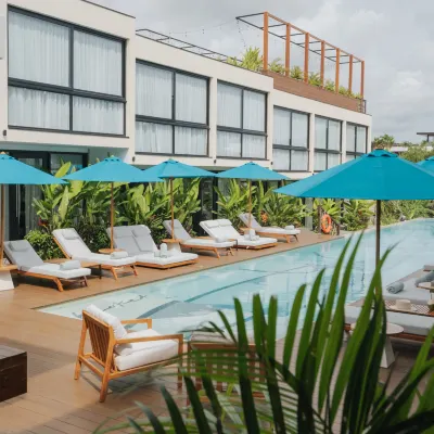 Awwa Boutique Hotel Hotels near بيروا