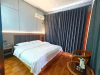 Golden Time Hotel - balcony