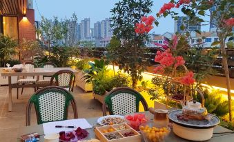 Boson Hotel (Nanning Railway Station No. 36 Middle Store)