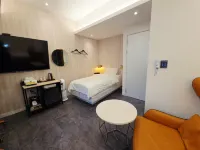 Instar Hotel