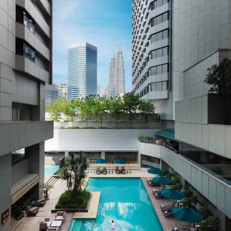 DoubleTree by Hilton Kuala Lumpur Отели рядом с достопримечательностью «Конгресс-центр The Intermark»