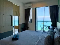 PD D'Wharf Premium Suite - Full Seaview (Up to 6 Pax)