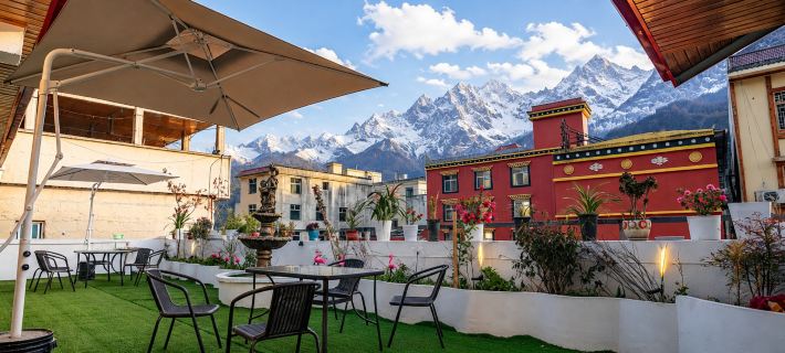Kangsang ZangShi Culture Theme Hotel Hotels in Luding County