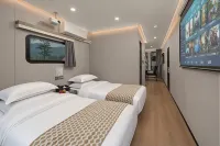Shengzhou Xiangrui Xiyin Moon Lake RV Campground - balcony