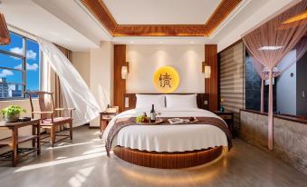 Mutan Hotel