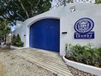 KRONOS HOTEL & RESORT
