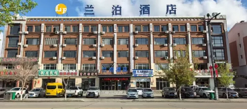 Huayuan Hotel in Ulagai Management Area