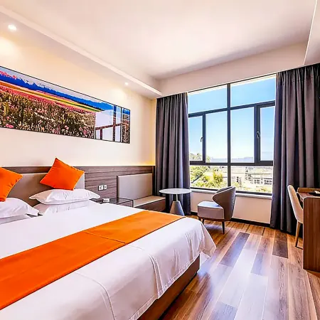 Junde Hotel