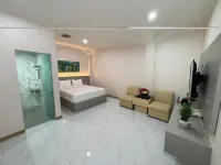 Twenty Hotel Malang - 3星級