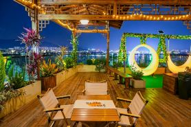 Maitreya Lake Riverside Homestay (Huquan Water Town Tourist Resort Branch)