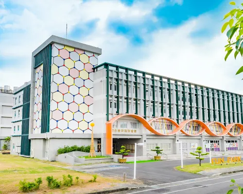 TH HOTEL Hotel berhampiran Akademi Tutorial Pingtung