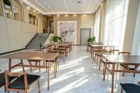 Evening Breeze Xu · Light Luxury Boutique Stay (Huangguoshu Waterfalls Scenic Area Ticketing Center) - breakfast