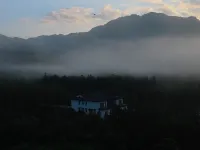 Guilin Junxi Heyuan • Landscape Vacation Apartment - Mountain view