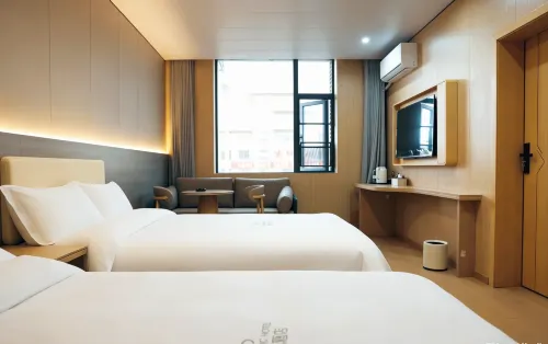 Jinghe Hotel - parking