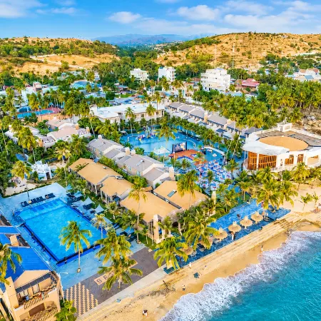 Le' VIVA Resort Mui Ne