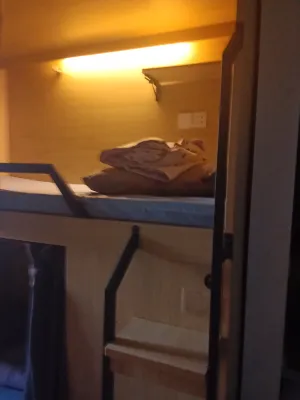 Caihong Zhijia Homestay (Lanhua Square) - 호스텔