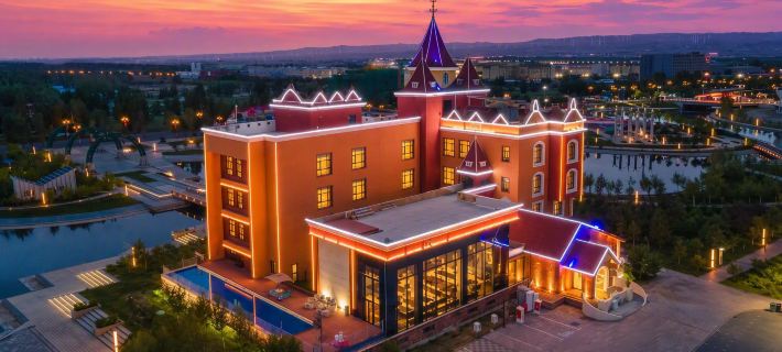 Jiangsu·Jinxi Surprise Castle Resort Homestay (Buerjin Kanas Taqiao Branch) Hotel a Burqin