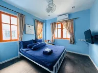 Cozy 2BR Private Villa | Fast WiFi & Kitchen - 停車場