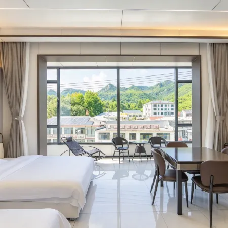 Chengde Longhua Yangyang · Sunny Nest Private Hot Spring Homestay (Qijia Hot Spring)