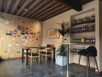 Minyue Xiaozhu Designer Garden B&B (Gongchen Tower Branch) in Weishan Ancient City - bar