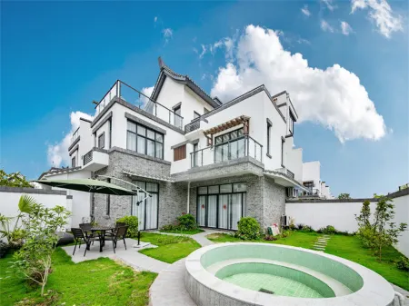 Yingdeo garden heart flower town chocolate kingdom fashion hot spring villa