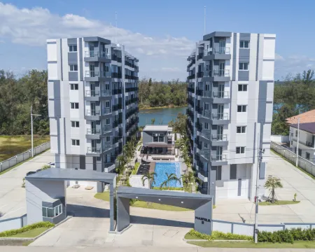 มันตรา บีช คอนโดมิเนียม แม่พิมพ์ - 1 โรงแรมในอำเภอ แกลง