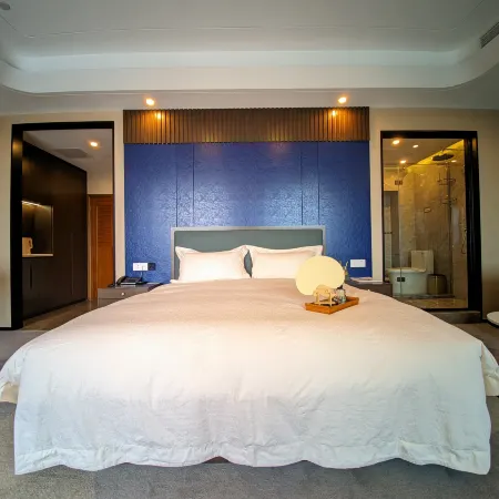 North China Hotel (West Lake) Отели рядом с достопримечательностью «Цюйюаньфэнхэ»