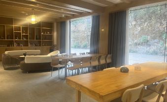 Homestays outside the window