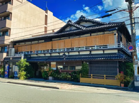 Ryokan Sawaya Honten Hotels near Rurikoin