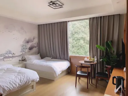 Hongyun Linxi Hotel (Xilai Ancient Town)