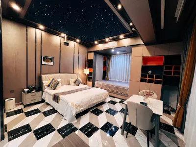 Huludao Laojie Qingli Homestay Hotels in Passenger Station Area