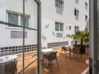 Monte Triana Sevilla Hotels near Torre Sevilla