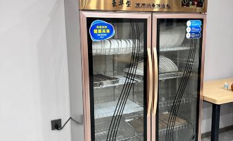 May Hot Spring Hotel (Zhoukou Railway Station Huanghuai Market)