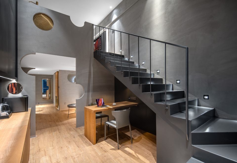 2. 유쉐 S 로프트..