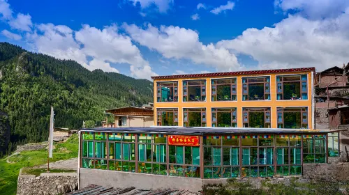 迭部扎尕那格桑梅朵民宿（扎尕那景區店）