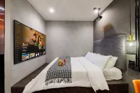 香蕉宿設計飯店（深圳北站民治地鐵站店） 向南商業步行街附近的飯店