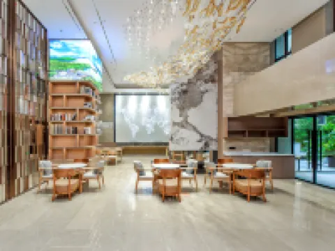 Xinhai International Hotel (Xichang Bohai 17 Degree Branch)