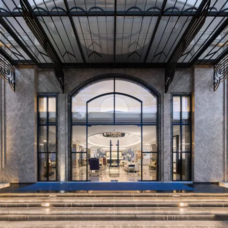 Sirin Exclusive Hotel and Residence Отели рядом с достопримечательностью «Парк Паттайя»