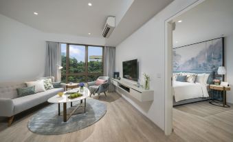 Lanson Place Winsland, Singapore