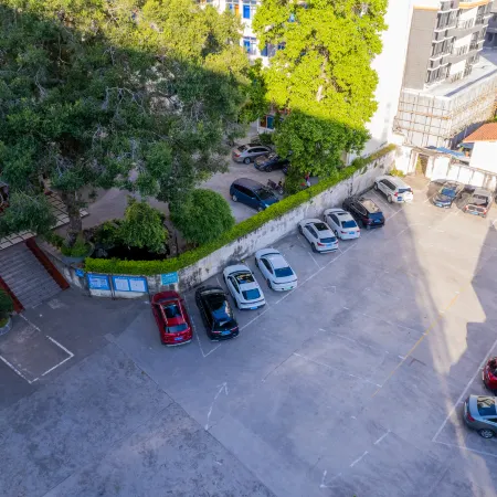 Jinlong Hotel