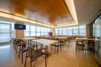 Melton Hotel Hotels in Nanning