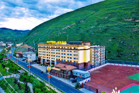 Gasa Hotel Отели рядом с достопримечательностью «Shouling Temple»