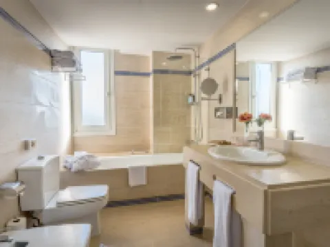 Hesperia Córdoba Hotels near Torre  Calahorra