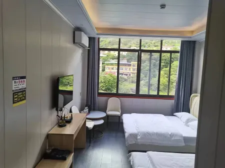 Zhayu Yunshuijian Hotel Отели в г. Чаюй