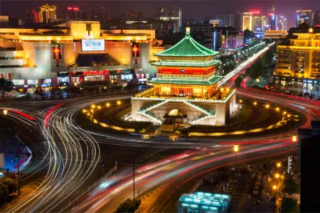 Xi'an Bell Tower Metro Station Atour X Hotel