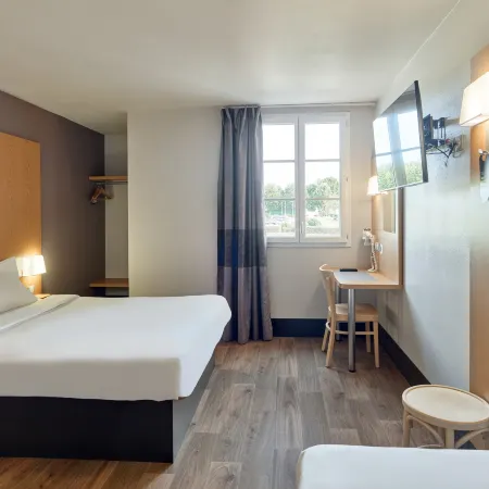 B&B HOTEL near Disneyland® Paris