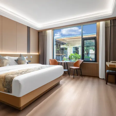 Heqing Tengyuan Hotel