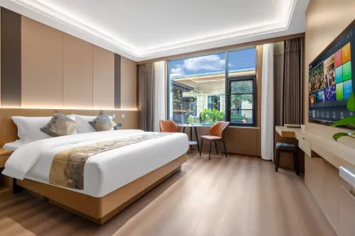 Heqing Tengyuan Hotel