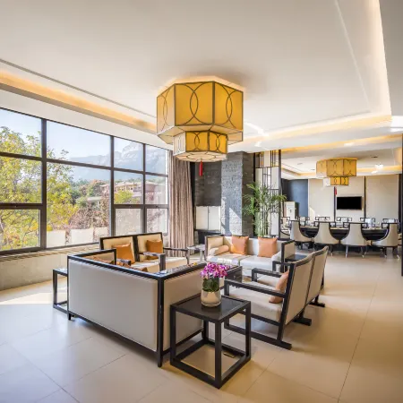 Hongqiqu Guest House
