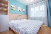 Qingshan Muxue Hotel (Vanke Songhua Lake Resort) Hotels in Jilin